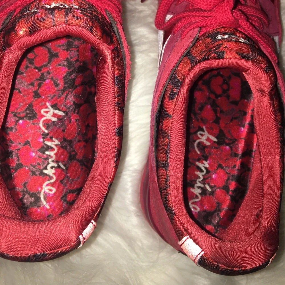 Asics Gel-Lyte V. Valentines Day edition.